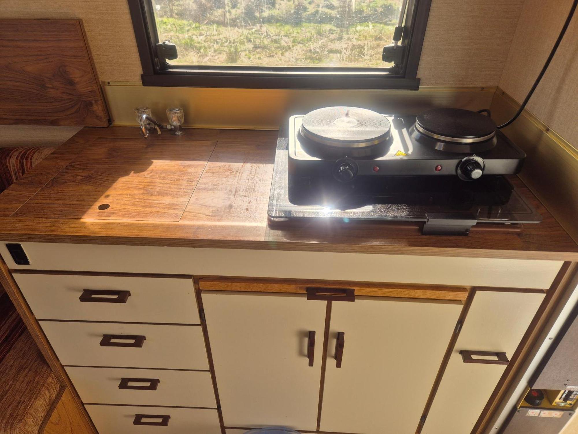 Vintage Caravan Synes Buitenkant foto